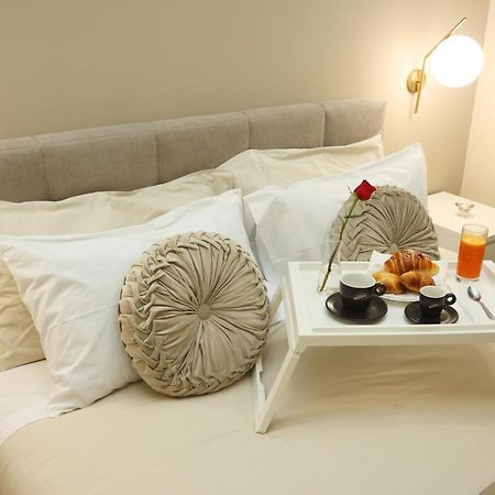 Mc Apartments Napoli Esterno foto