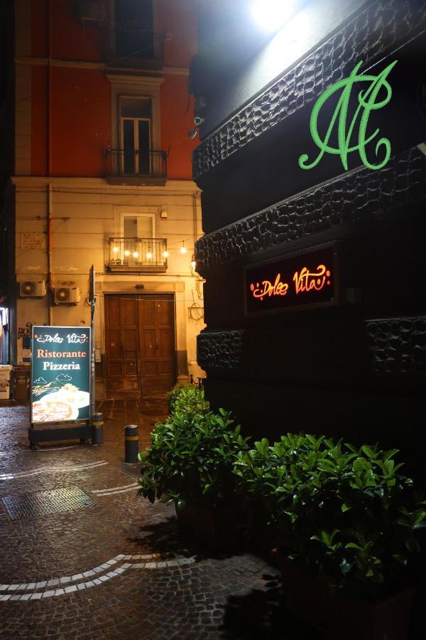 Mc Apartments Napoli Esterno foto