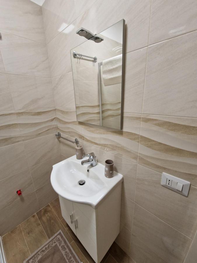 Mc Apartments Napoli Esterno foto