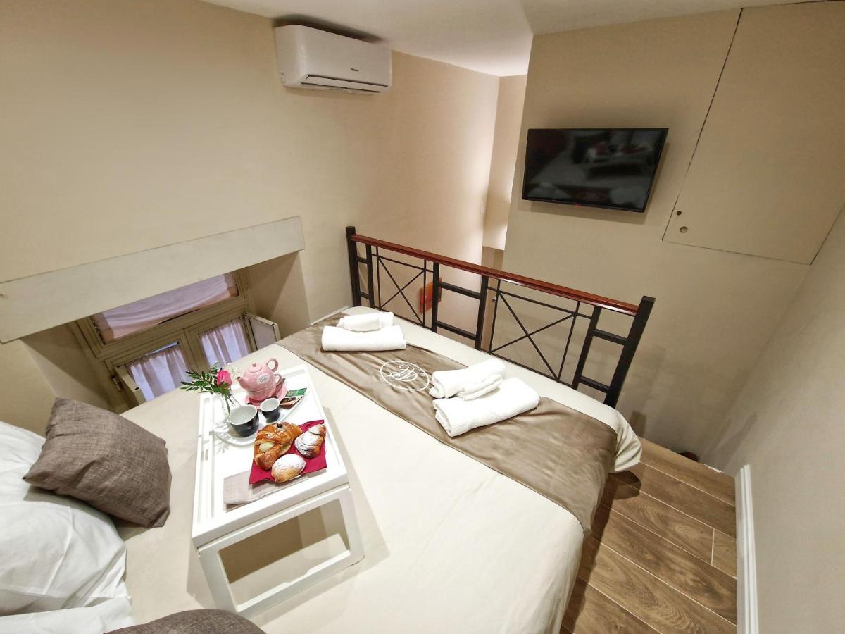 Mc Apartments Napoli Esterno foto
